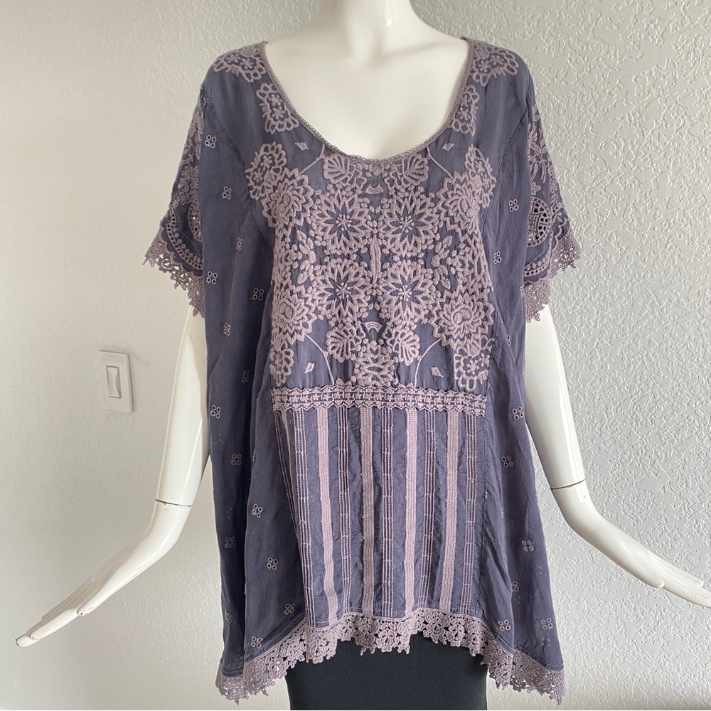 Johnny was blue embroidered blouse